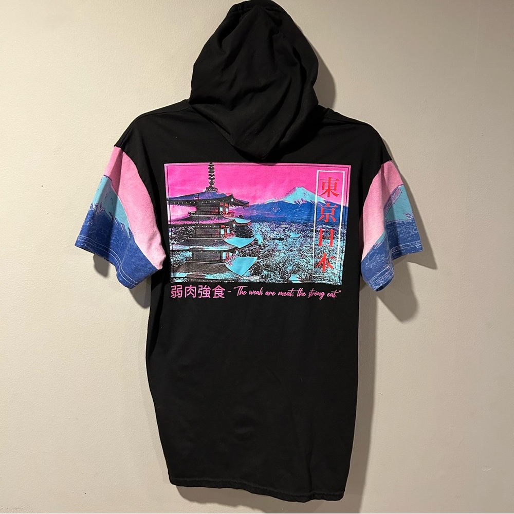 Fresh Laundry Mens Tokyo T Shirt The Weak Are Meat The Strong Eat Hood Medium